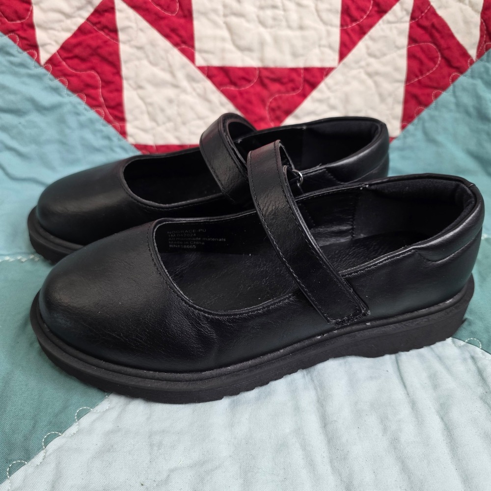 Nordstrom Kids NGGRACE-PU Black Faux Leather Mary Jane Shoes Size 1M EXCELLENT